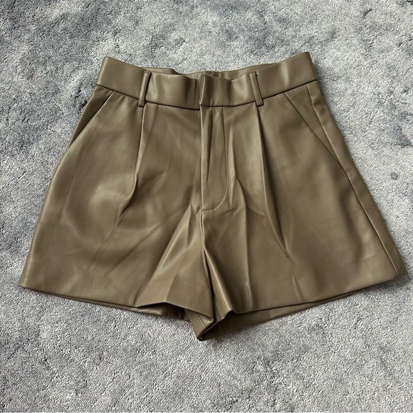 Zara Pants - NWOT Zara vegan leather shorts in khaki green